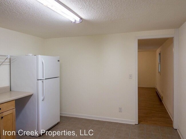 Building Photo - 1 br, 1 bath House - 37 Cedar Hill Lane