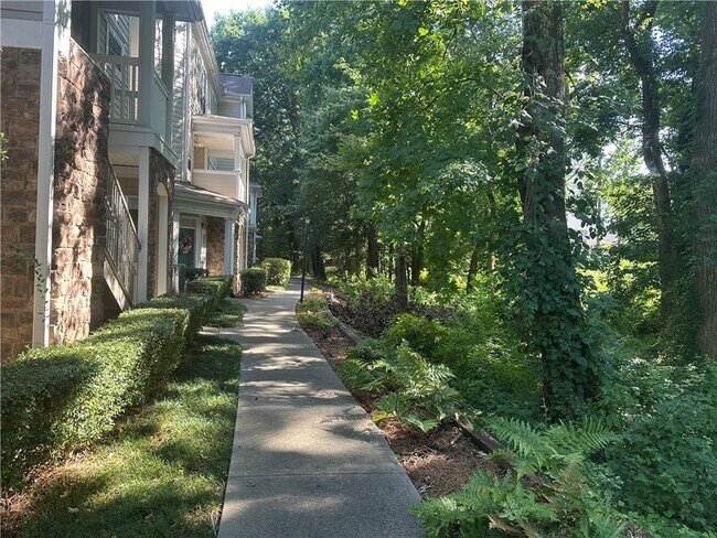 Building Photo - 232 Edinburgh Ct