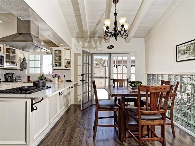Building Photo - 5386 Mt Alifan Dr