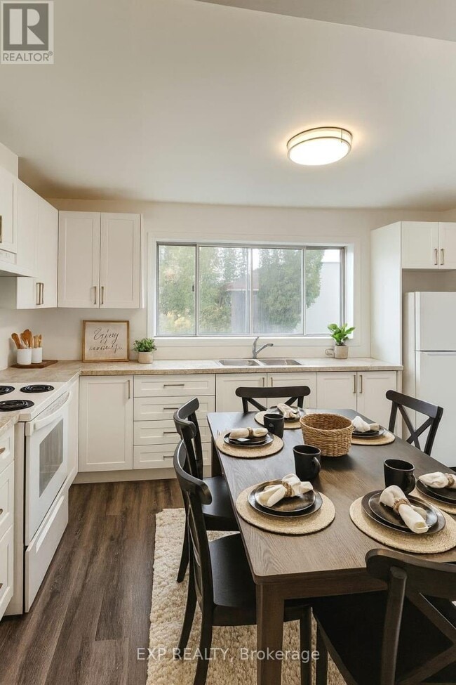 Building Photo - 3 Lexington Ave