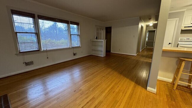 Foto del edificio - 1531 Club Dr