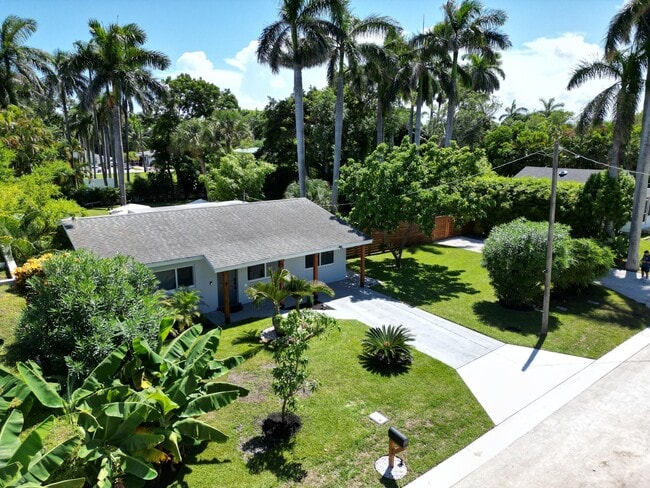 Building Photo - 640 Dimick Rd