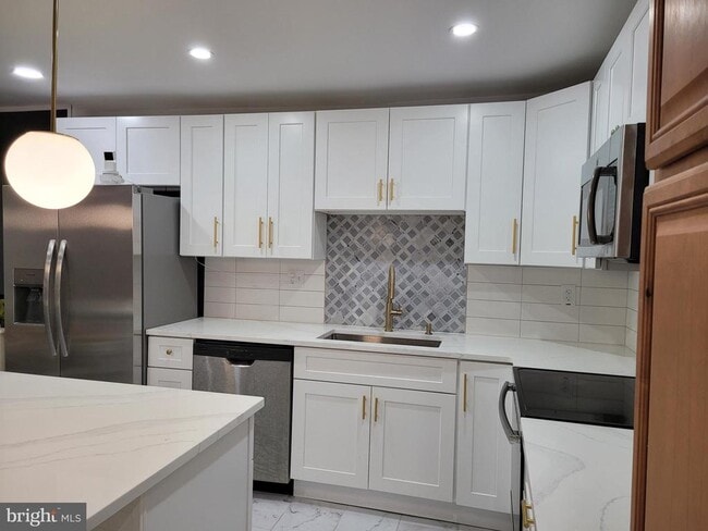 Building Photo - 2502 Federal St