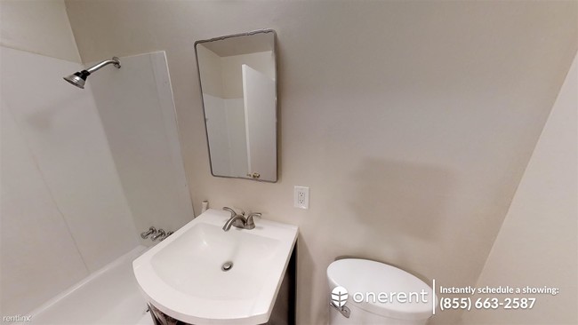 Foto del edificio - 22555 Linden St