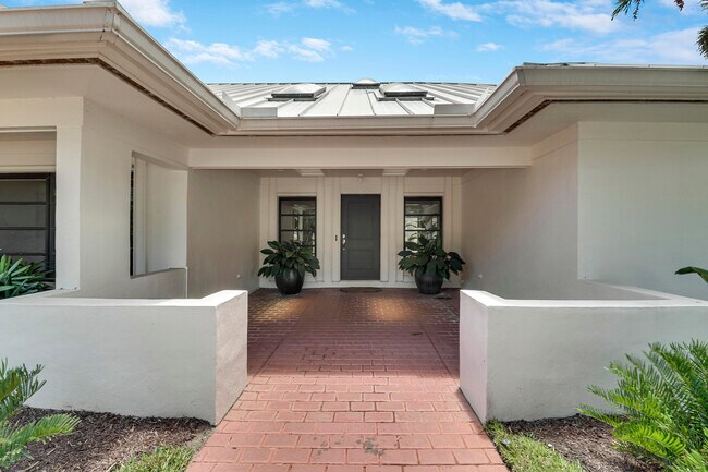 Foto del edificio - 5740 SE Winged Foot Dr