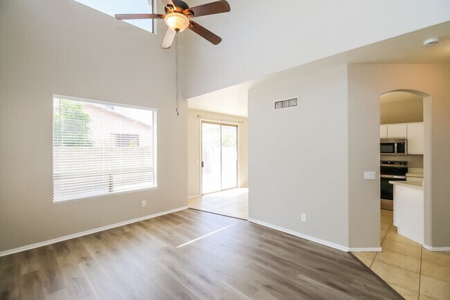 Foto del edificio - 2156 N 30th St