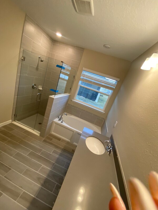 Building Photo - 2864 Crossfield Dr