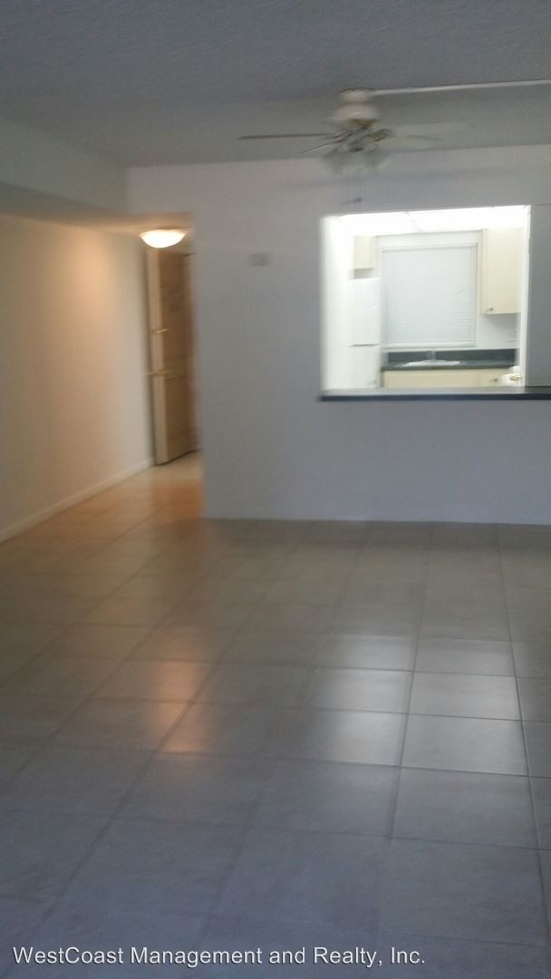 Foto del edificio - 10570 77th Terrace