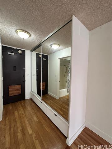 Building Photo - 747 Amana St