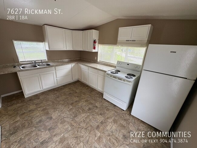 Building Photo - 7627 Rickman St