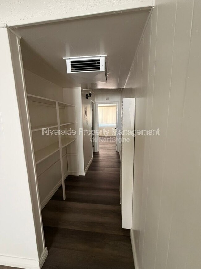 Foto del edificio - 429 Glen St