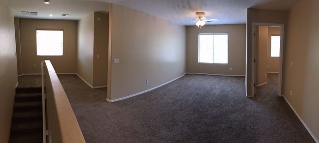 Building Photo - 1870 W Desert Hills Dr