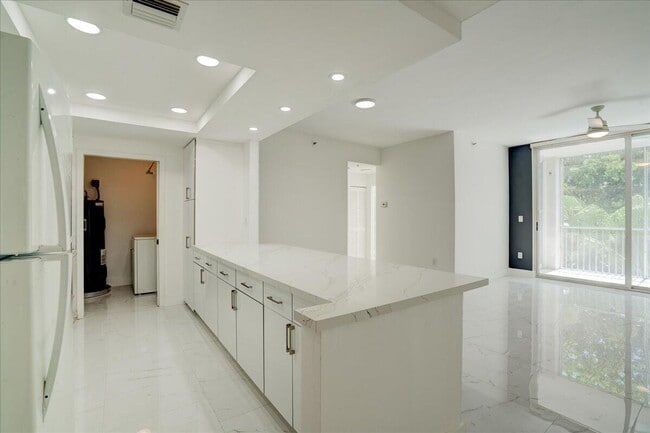 Building Photo - 9805 NW 52nd St