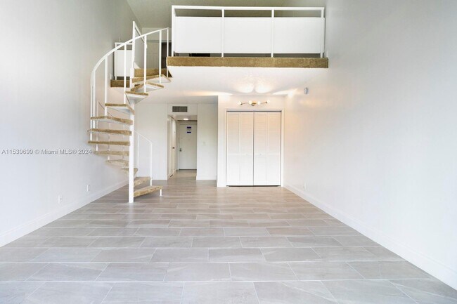 Foto del edificio - 2940 Forest Hills Blvd