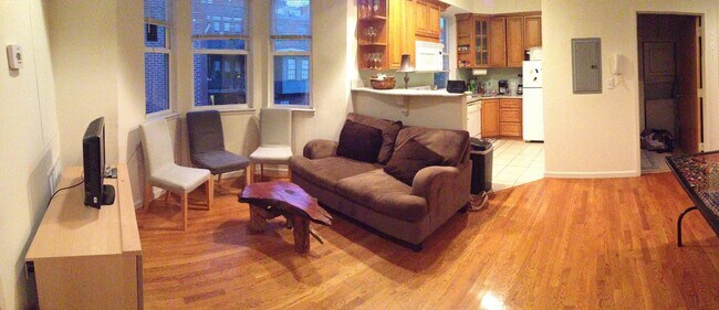 Living Room - 303 S 11th St