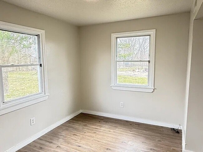 Foto del edificio - 4821 E 173rd St