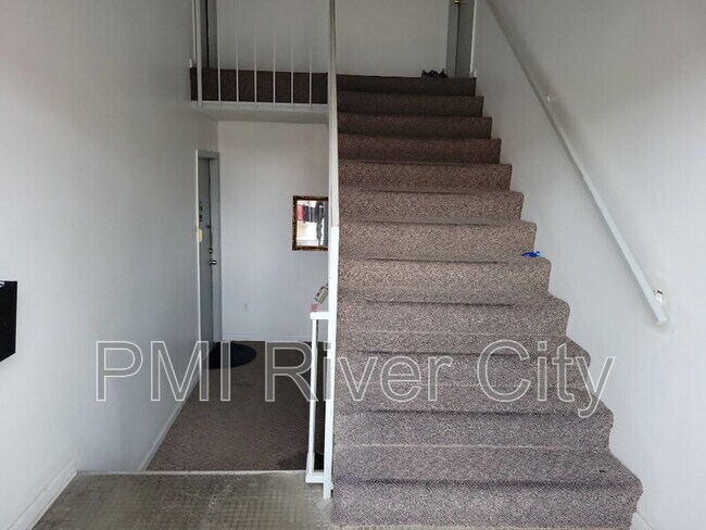 Foto del edificio - 5201 Atlantic Blvd
