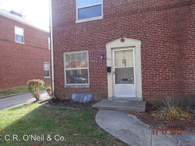 Primary Photo - 607-613 Blenheim Rd