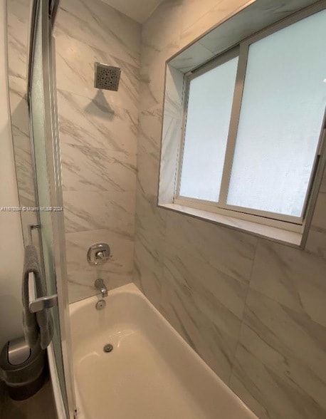 Foto del edificio - 600 N 20th Ave