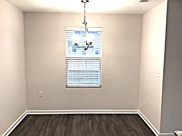 Building Photo - 7141 Spaniel Ct