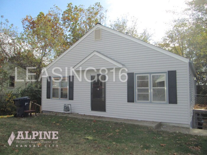 Foto principal - 2931 NE Jewett St