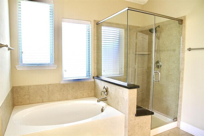 Foto del edificio - 8523 Dolan Heights Ct