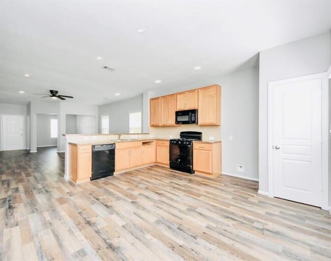 Building Photo - 20414 Friesian Trail