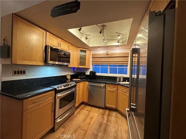 Building Photo - 2217 Vanderbilt Ln
