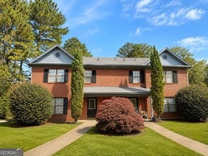 Building Photo - 341 Freeport Dr