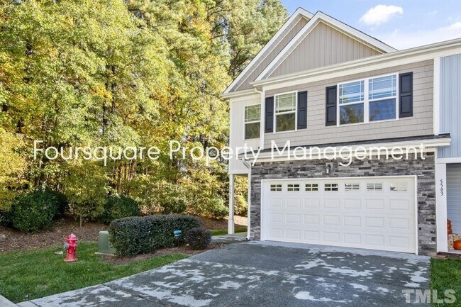 Building Photo - 5501 Nur Ln