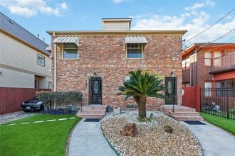 Building Photo - 2104 Winbern St