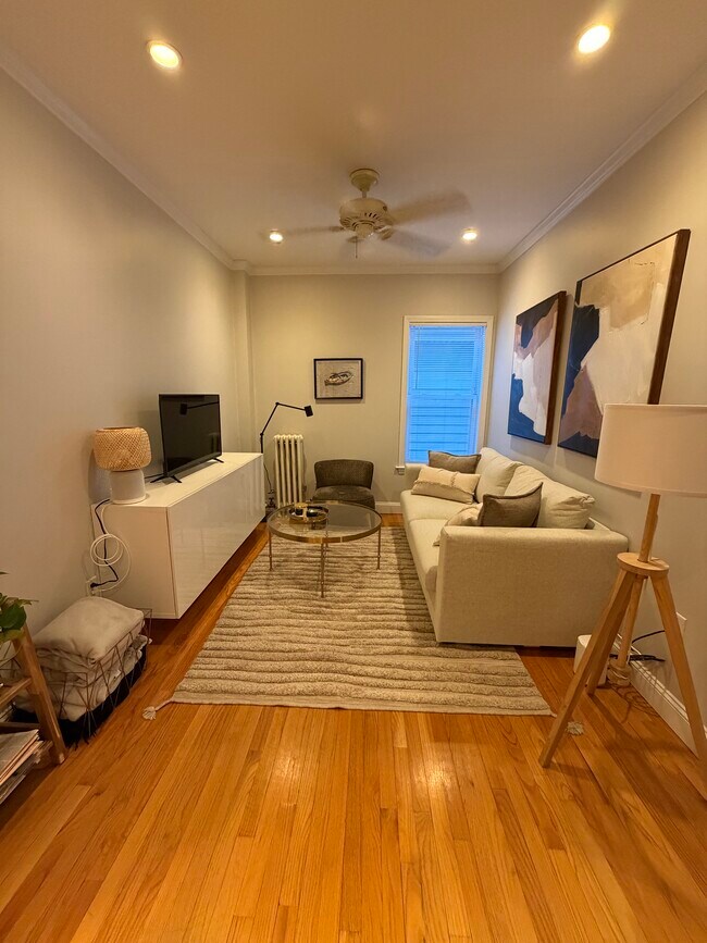 Building Photo - 1578 Cambridge St