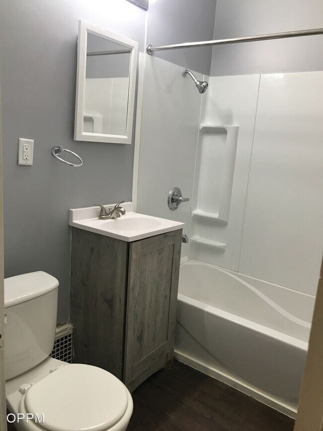 Foto del edificio - 3 br, 1 bath House - 2224 Spencer St