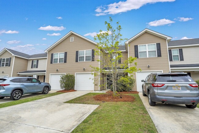 Foto del edificio - Savannah Highlands Townhome Available