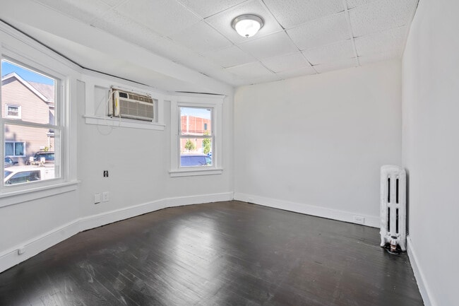Building Photo - 1159 McBride Ave