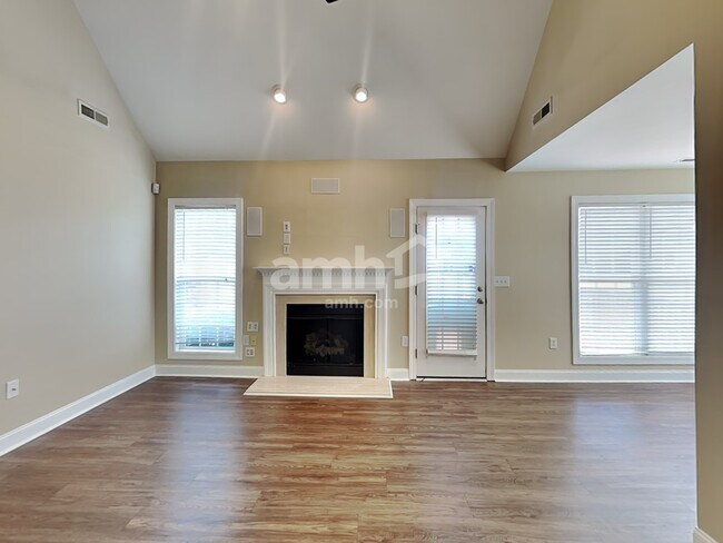 Foto del edificio - 1004 Ponape Ct