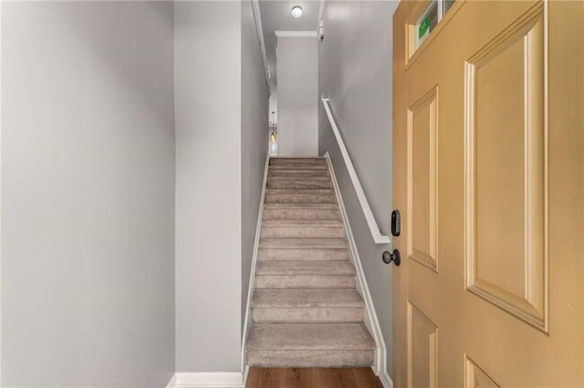 Building Photo - 1040 Liberty Pkwy NW