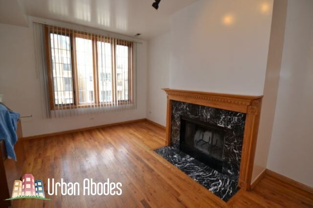 Building Photo - 1427 W Walton St