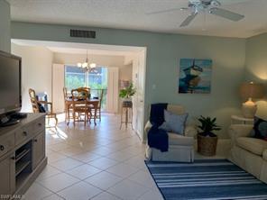 Foto del edificio - 788 Park Shore Dr