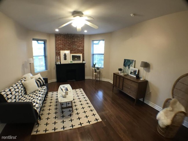 Foto del edificio - 5960 Alder St