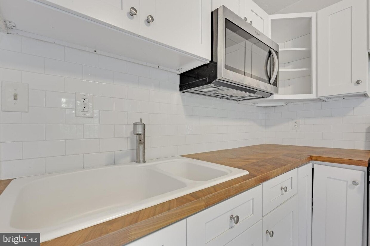 Foto principal - 4829 Greenway Ave