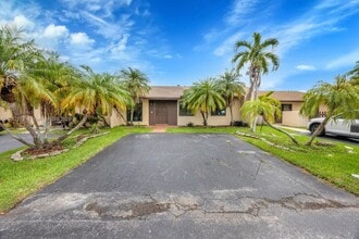 Building Photo - 12313 SW 110th South Canal St Rd
