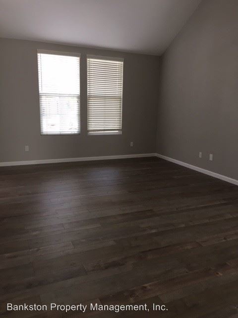 Building Photo - 4 br, 2.5 bath House - 5103 W. Fiano
