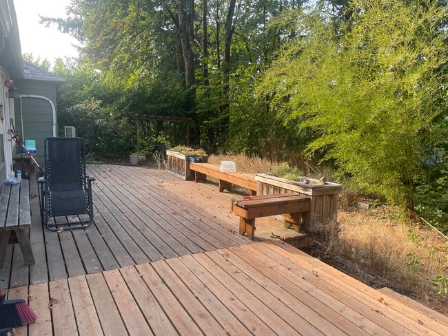 terraza y patio trasero - 4017 SW Fairvale Dr