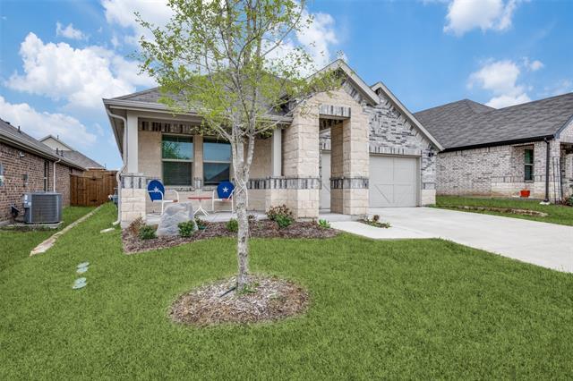 Building Photo - 3013 Renaissance Dr