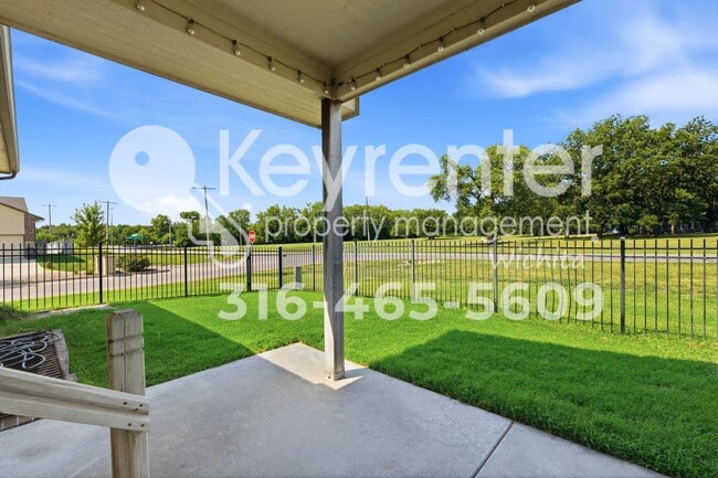 Building Photo - 12804 E Timber Lake Rd