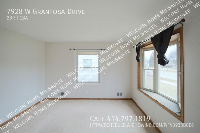 Building Photo - Welcome home to Long View's charming two-b...