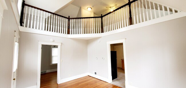 Building Photo - 601 South Academy Street