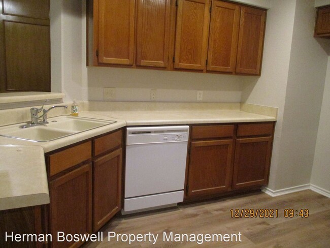 Building Photo - 3 br, 2 bath House - 2126 Turf Club Dr