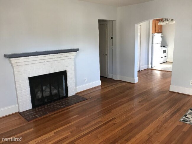 Building Photo - 2 br, 2 bath House - 1005 Kensington Avenue